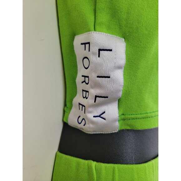 Lily Forbes Green Two-Piece Sleeveless Turtleneck Top & Shorts Set - Picture 4 of 5